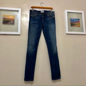 Current Elliot size 27